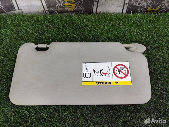 Козырек солнцезащитный передний левый Honda Fit