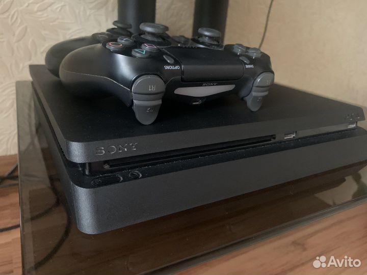 Sony PS4 slim 1tb