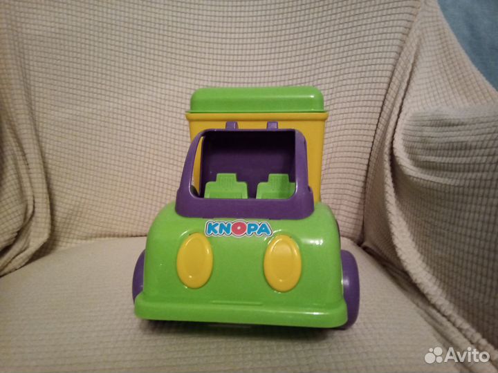 Сортер-машинка Knopa