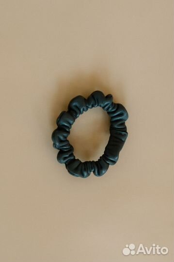 Резинка для волос кожаная