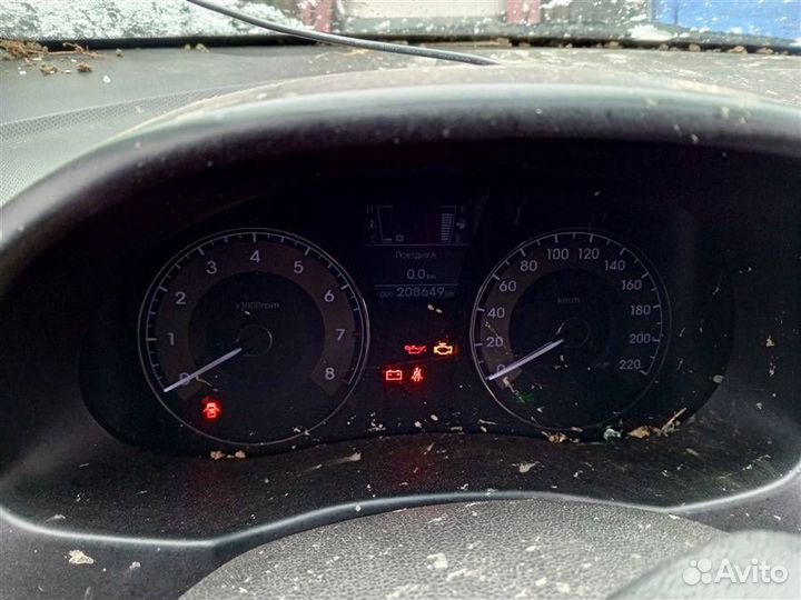 Панель приборов Hyundai Solaris 2010-2017