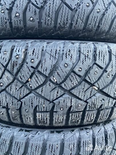 Nitto Therma Spike 175/70 R14