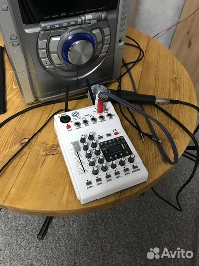 Караоке система