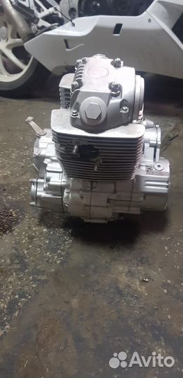 Двигатель на эндуро 250