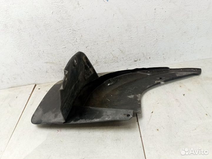 Брызговик задний Тойота