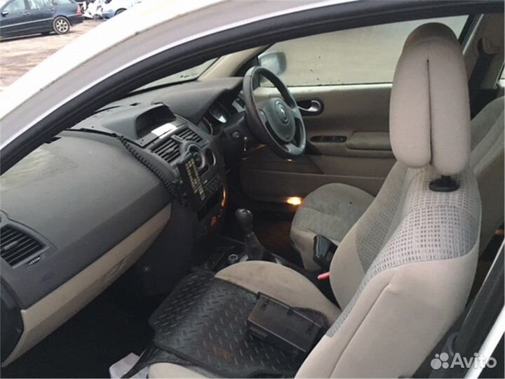 Разбор на запчасти Renault Megane 2