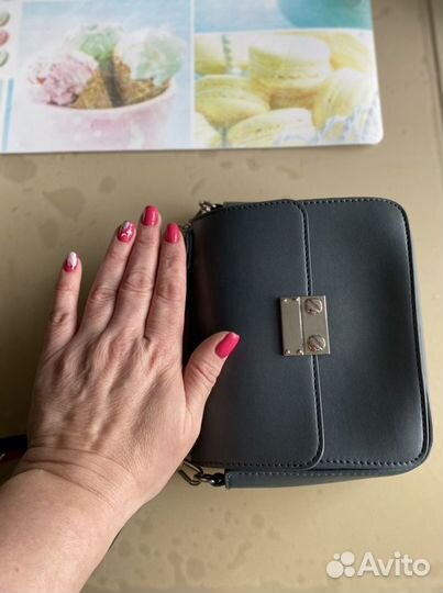 Сумочка маленькая новая