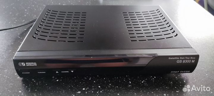 Ресивер триколор GS 8300 M