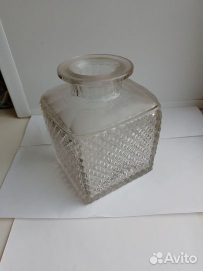 Старинная чайница