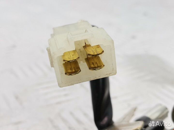 Замок зажигания для Suzuki Samurai 37100-85210