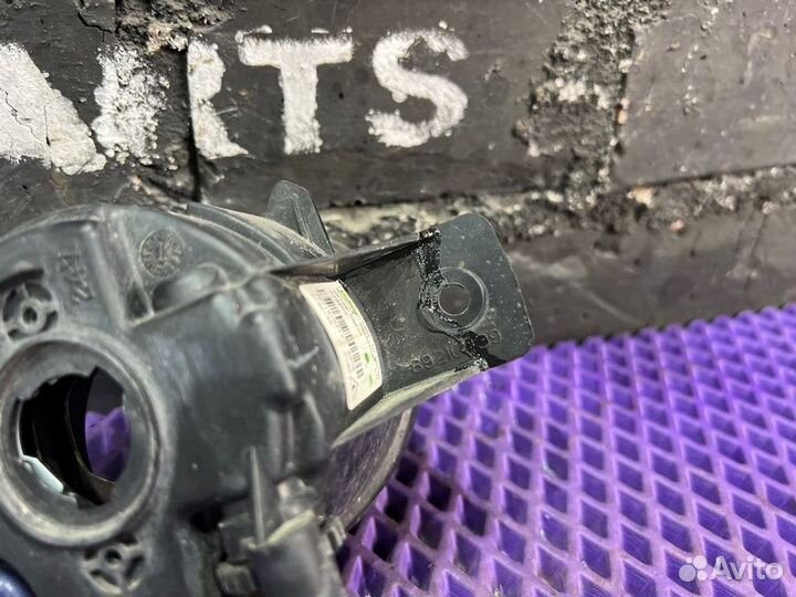 Фара противотуманная левая Nissan X-Trail