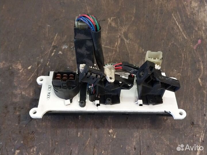 Блок управления печкой Hyundai Galloper