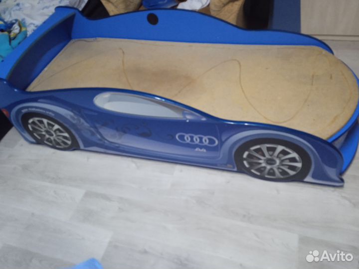 Кровать машина