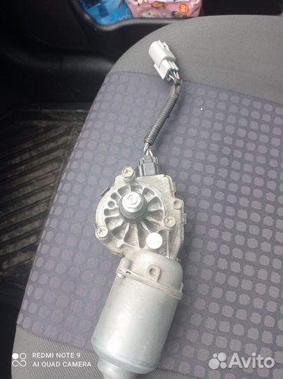 Мотор стеклоочистителя на toyota camry