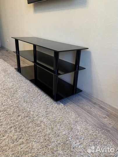 Стеклянная тумба