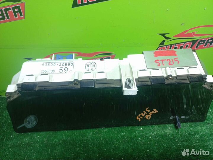 Щиток приборов toyota AT210,AT211,ST210,ST215 coro