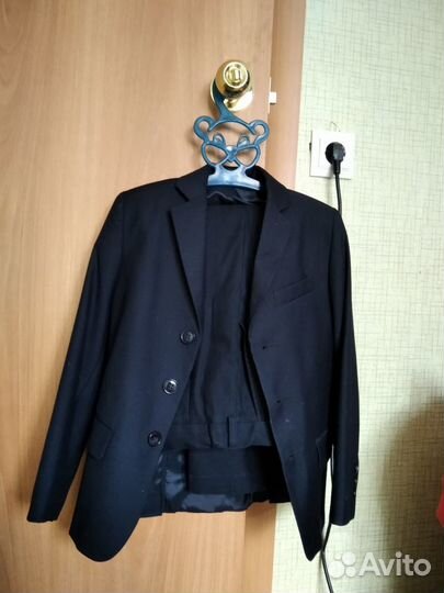 Школьный костюм пиджак и брюки
