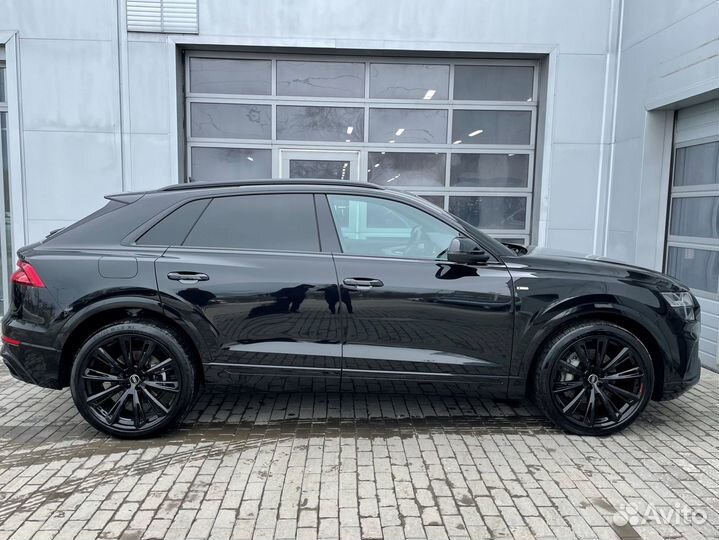 Audi Q8 3.0 AT, 2023