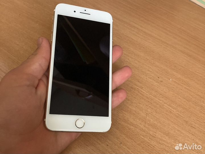 Телефон iPhone 7 plus