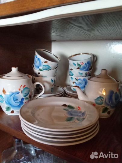 Чайный сервиз с тарелками из СССР