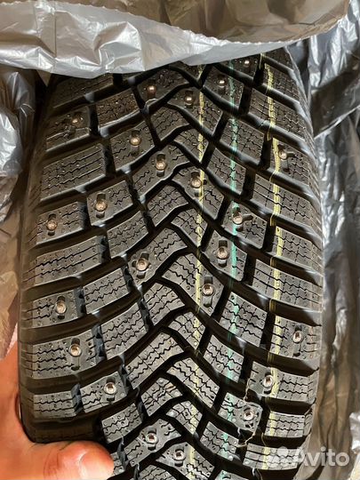 Continental IceContact 3 195/65 R15