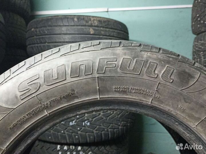 Sunfull SF-688 215/65 R16 98H