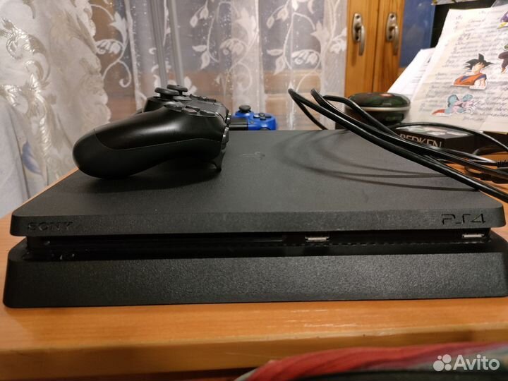 Sony PS4 slim