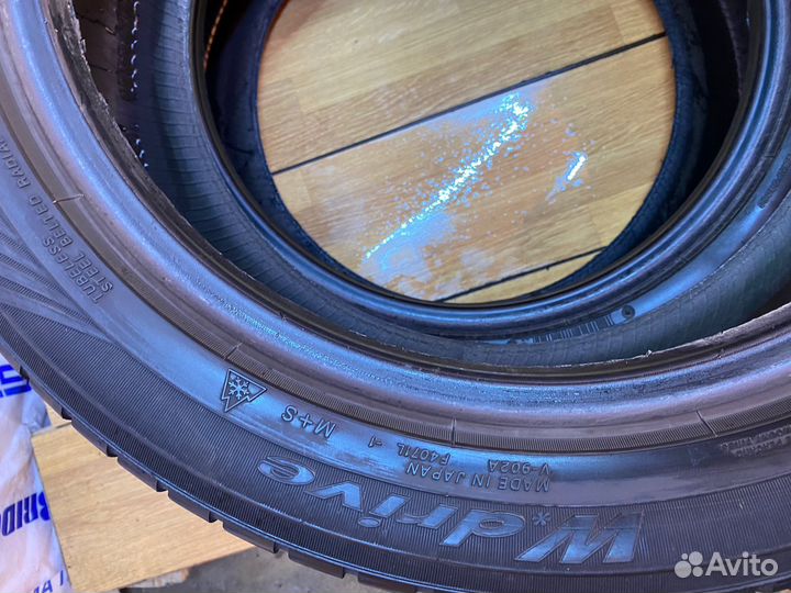 Yokohama W.Drive 215/50 R17 95V