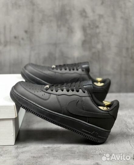 Nike Air Force 1 black