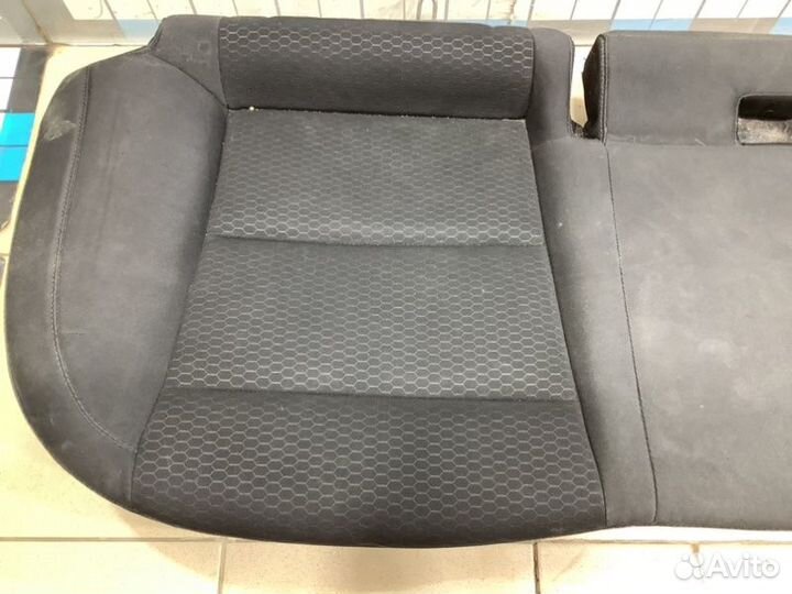 Сиденье салонное заднее Hyundai Elantra AD G4FG