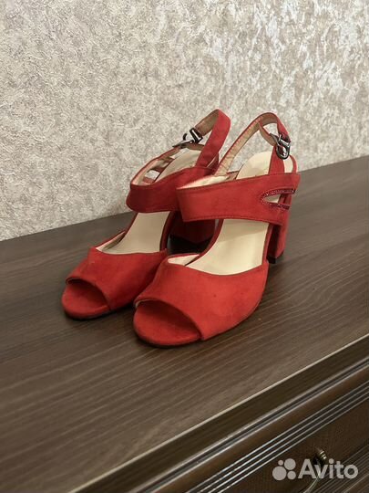 Туфли женские