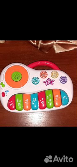 Музыкальное пианино