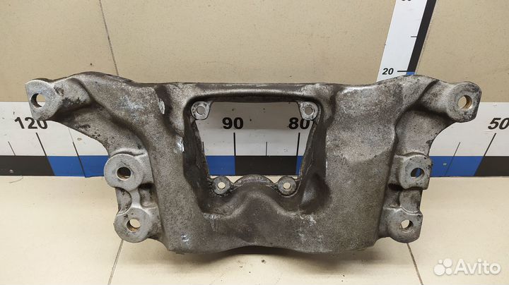 Кронштейн кпп A6 C6,4F 2005-2011