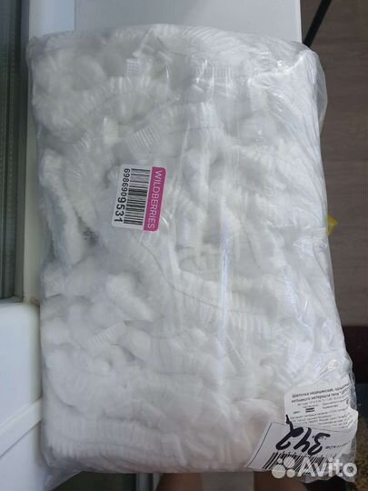 Одноразовая простынь, шапочки, салфетки, тапочки