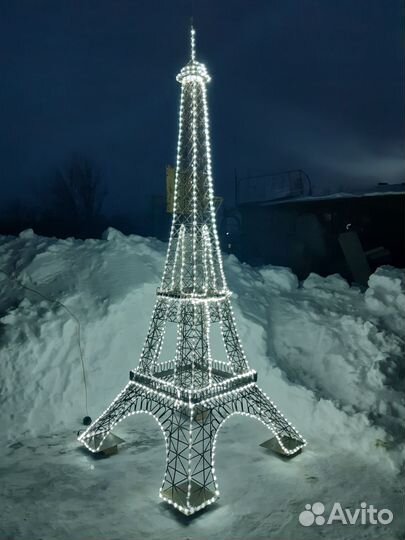 Крпэйфелева Башня