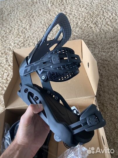 Сноуборд комплект Drake+ботинки thirty two