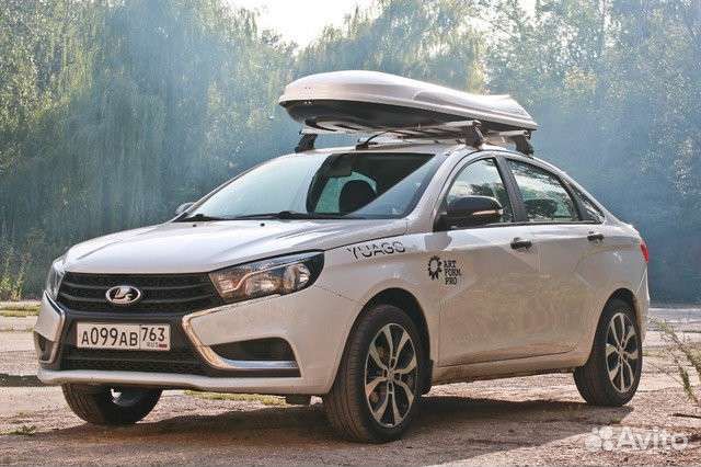 Автобокс на крышу для лыж Yuago Cosmo 210