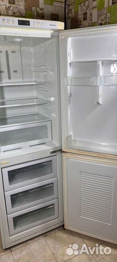 Холодильник Samsung no frost
