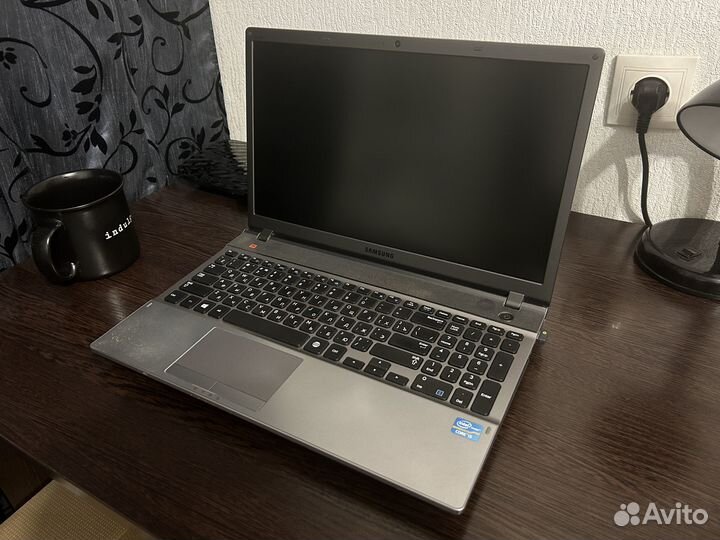 Samsung NP550P5C-S04RU