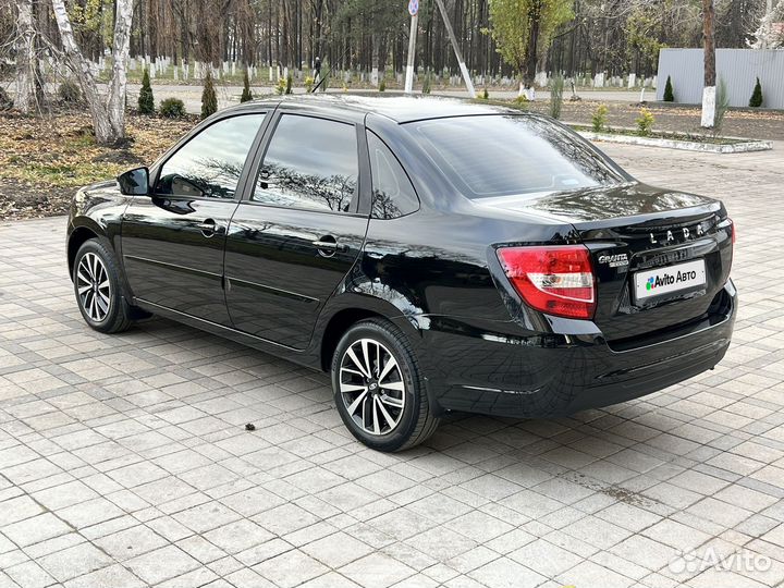 LADA Granta 1.6 МТ, 2024, 10 700 км