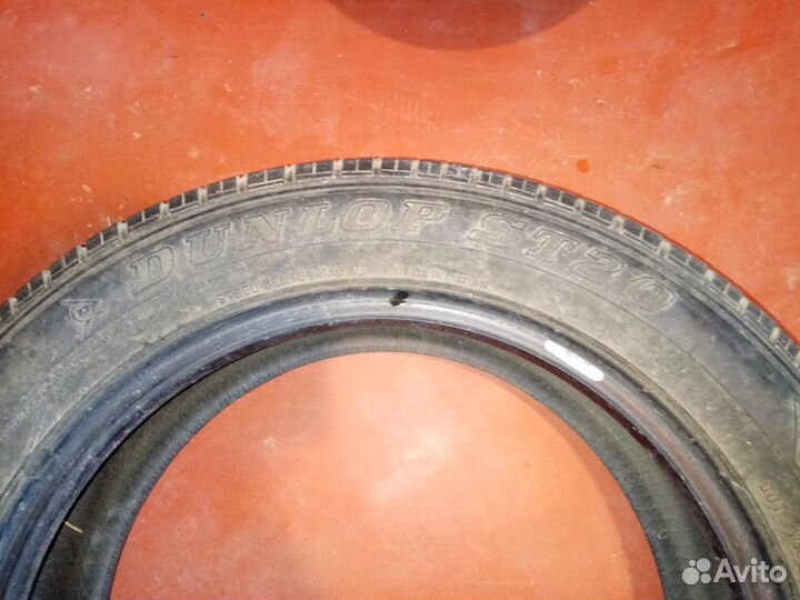 Dunlop Grandtrek ST20 215/60 R17
