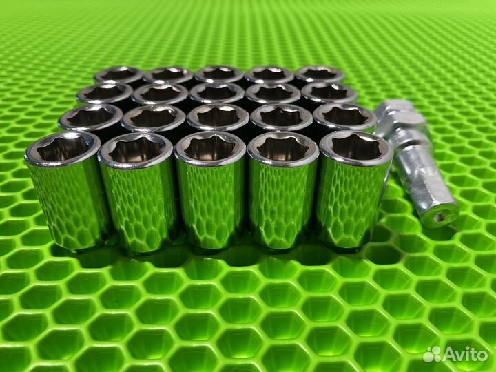 Стальные гайки под внутренний ключ М12х1.5 хром