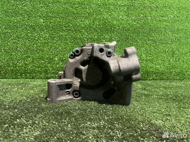 Компрессор кондиционера nissan cube,march,micra