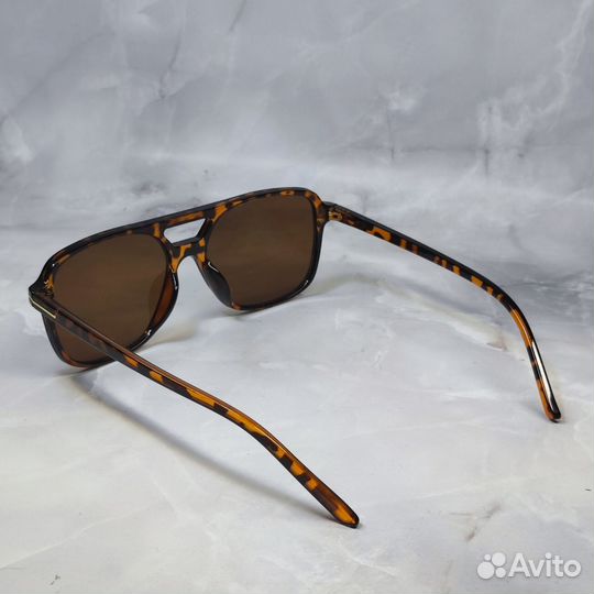 Солнцезащитные очки леопардовые