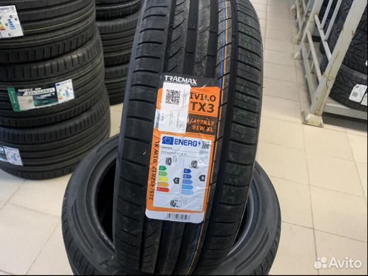 Tracmax X-Privilo TX3 215/45 R17 91W