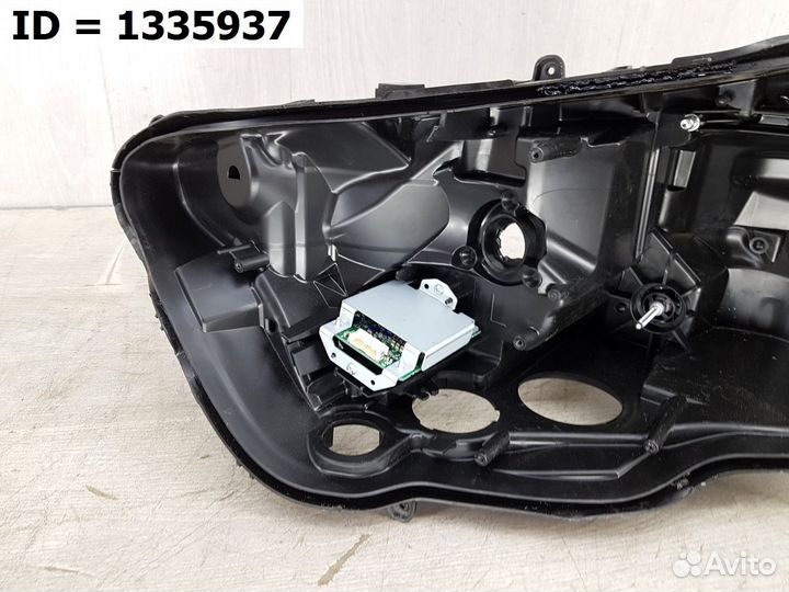 Корпус фары левый Toyota RAV4