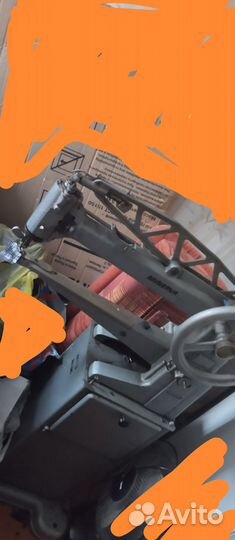 Швейная машинка Минерва