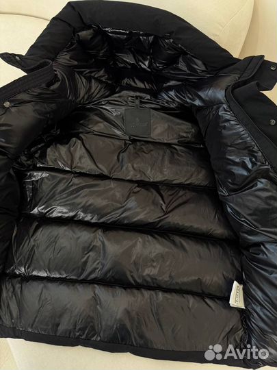 Пуховик Moncler женский новая коллекция