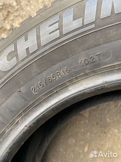Michelin X-Ice North 3 215/65 R16