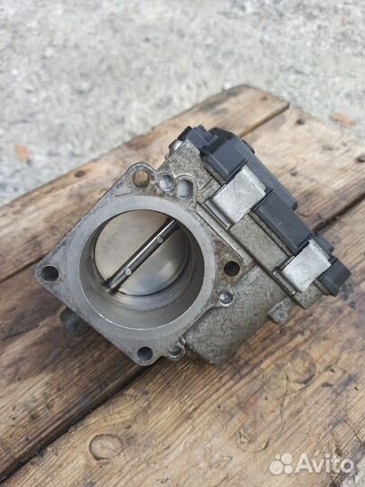 Дроссельная заслонка Skoda Rapid